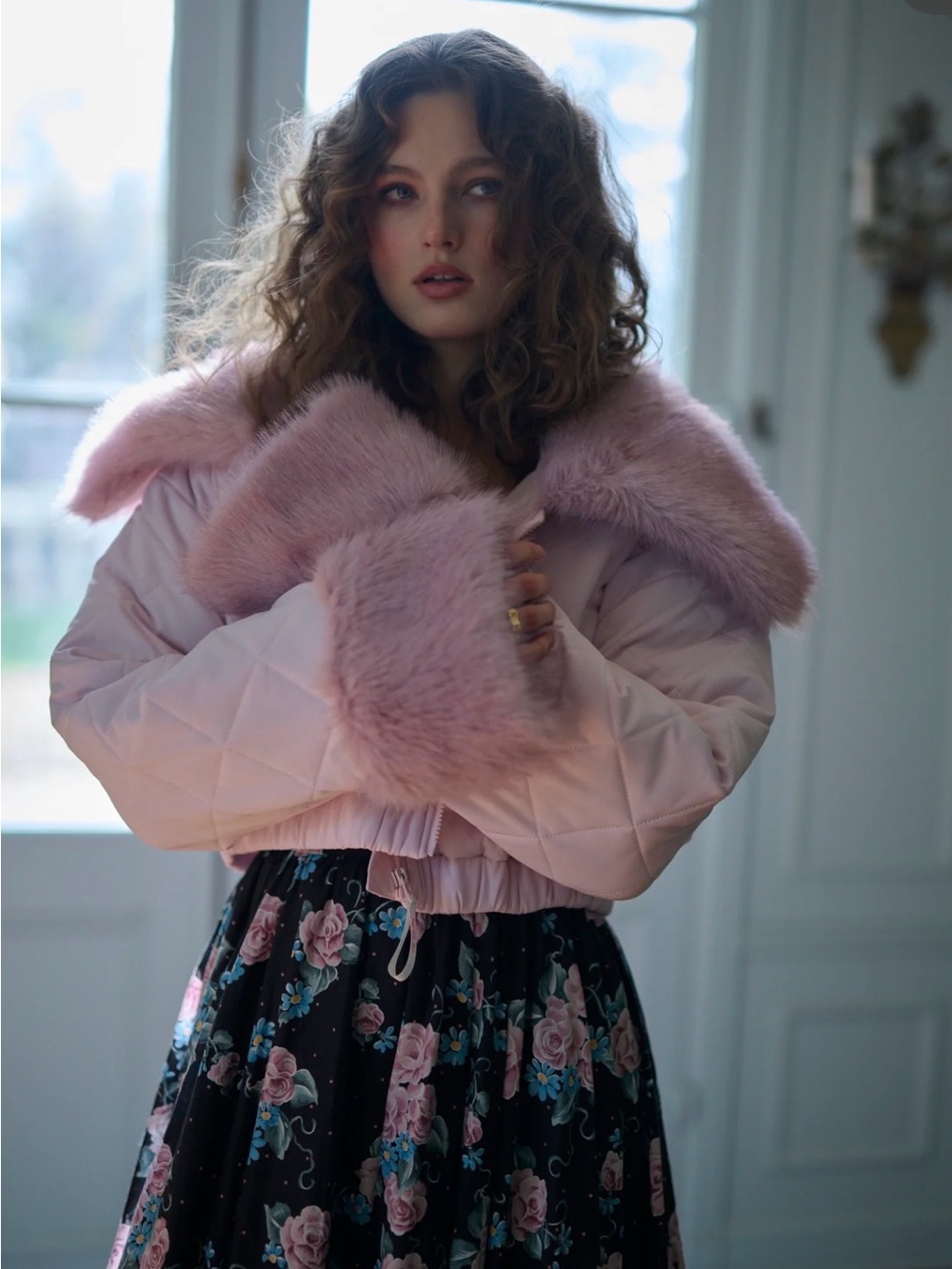 Selkie Baby Pink Cropped Jacket with Faux Fur Trim Size Large NWT - Picture 12 of 16